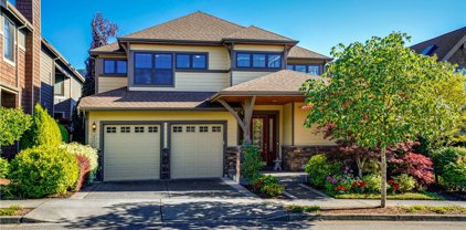 2553 NE Davis Loop, Issaquah
