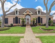 2501 Evergreen Drive, Pearland image