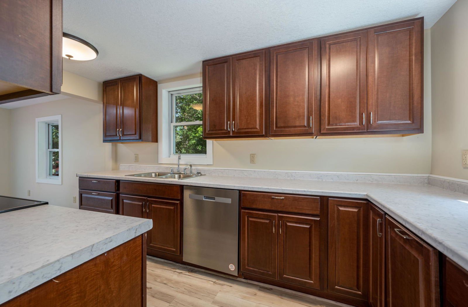 29289 Twin Lakes Drive, Bovey, 55709