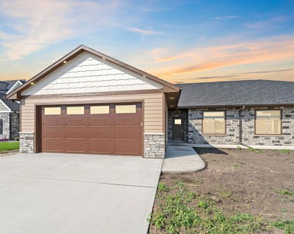 1007 Duck Cir, Hartford