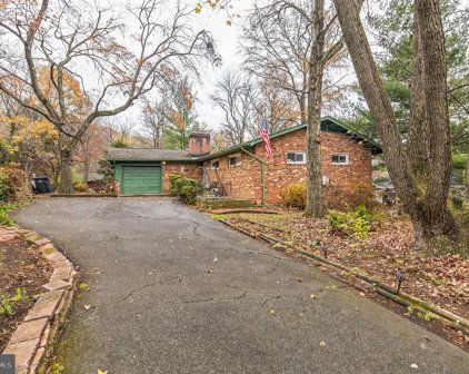 1927 Hawthorne Ave, Alexandria