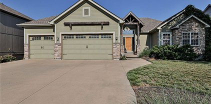 4236 NE Suwannee Drive, Lee's Summit