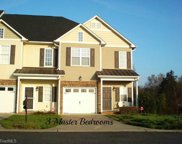 400 Beaumont Circle, Clemmons image