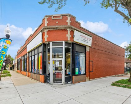 5855 W Diversey Avenue, Chicago