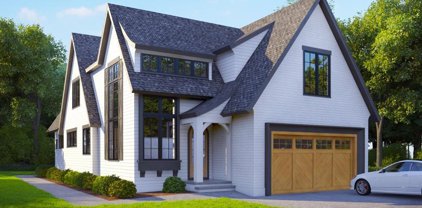123 Walker Avenue N, Wayzata