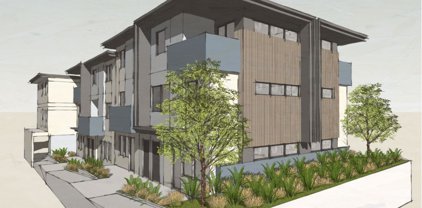 2061 Garnet Ave, Pacific Beach/Mission Beach