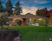 9325 Northlake Drive SW, Lakewood image
