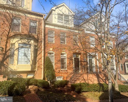 1753 22nd St N, Arlington