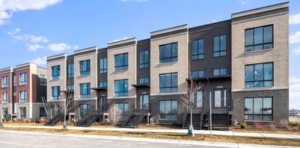 2217 Parkside Drive, Schaumburg