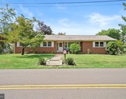 814 East Dr, Bordentown image