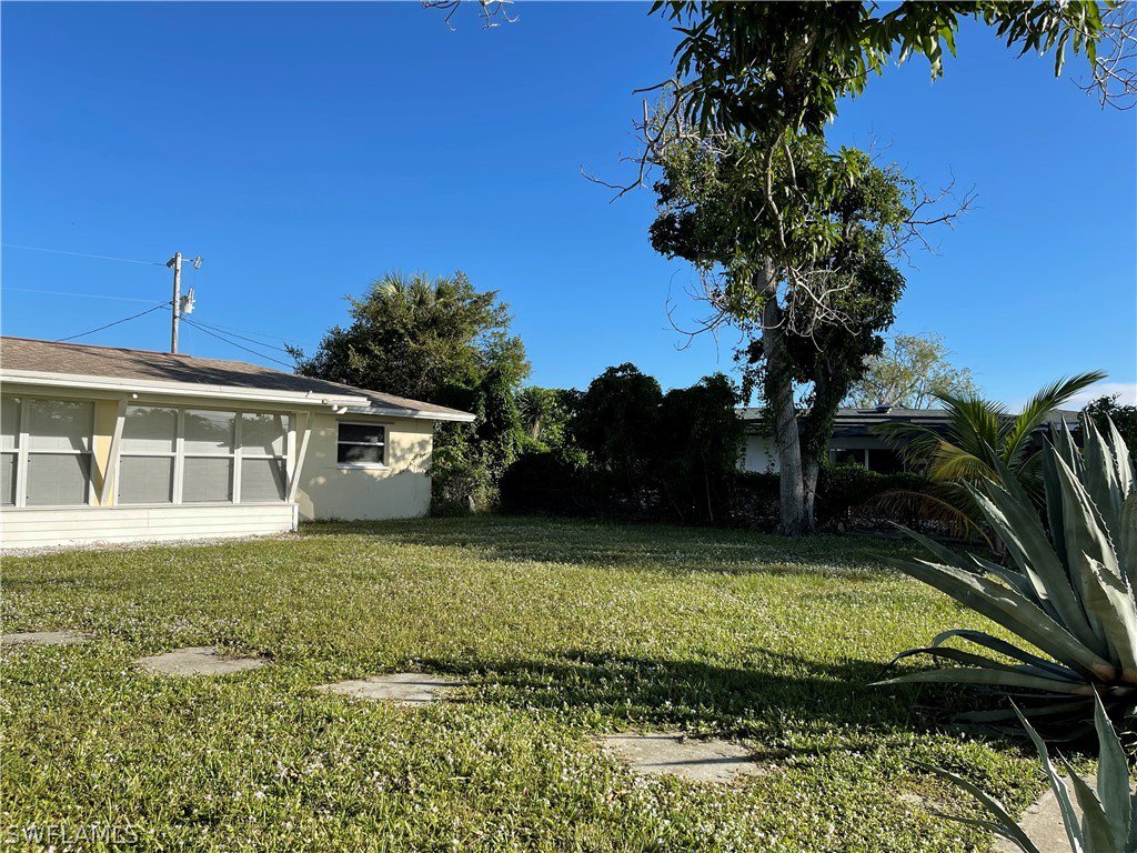 5150 York Court, Cape Coral, 33904