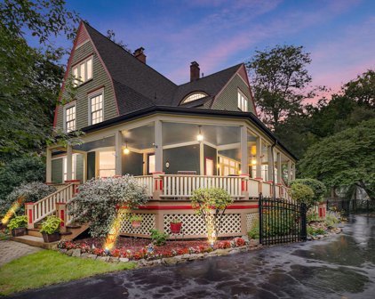 180 Herrick Road, Riverside