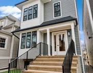 1827 W Fletcher Street, Chicago image