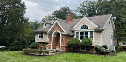 10 Rockage Rd, Warren Twp.