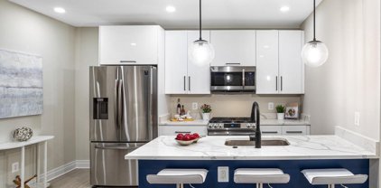 1102 Staples St Ne Unit #2, Washington