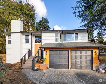 12014 SE 42nd Court, Bellevue