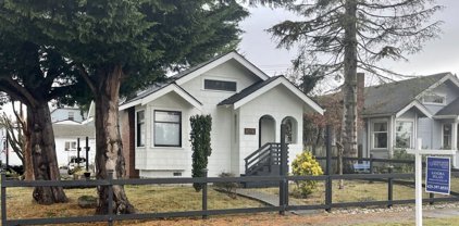 2432 Maple Street, Everett