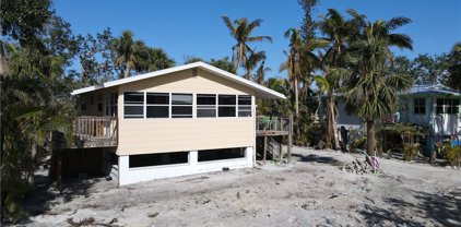 175 Bayview  Avenue, Fort Myers Beach