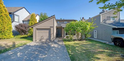 6036 Brooks Crescent, Surrey