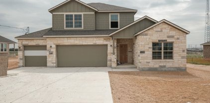 129 Willow Oak Trail, Floresville