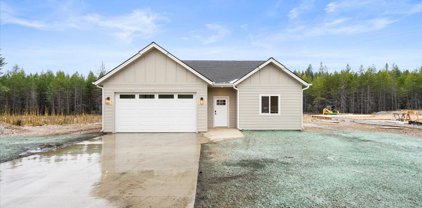31037 Alice, Athol
