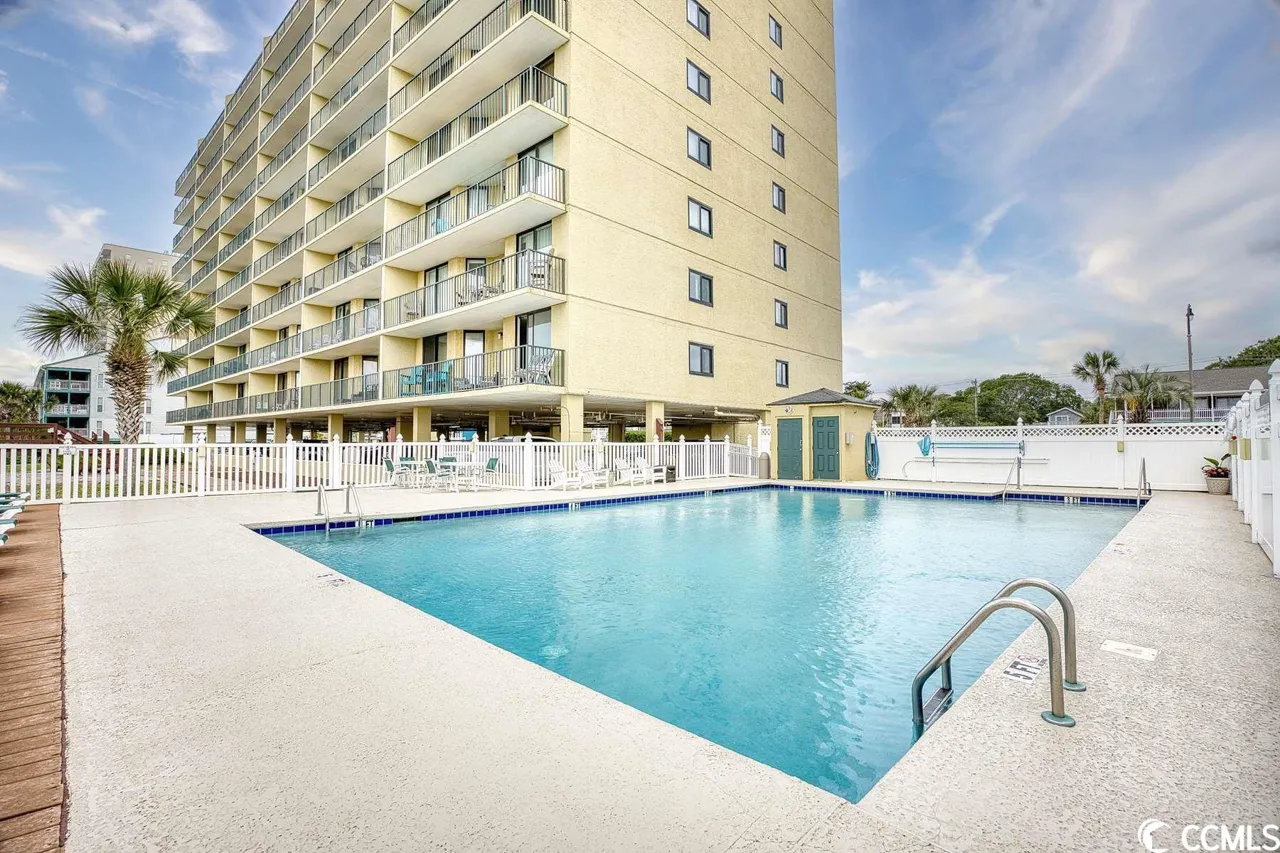 Pool at Beach Club I