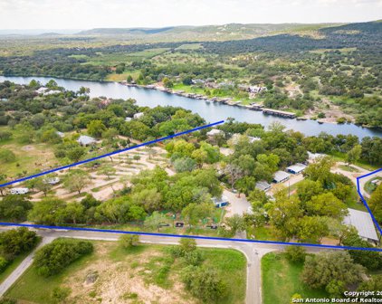 408 Clen Oak Pkwy, Burnet