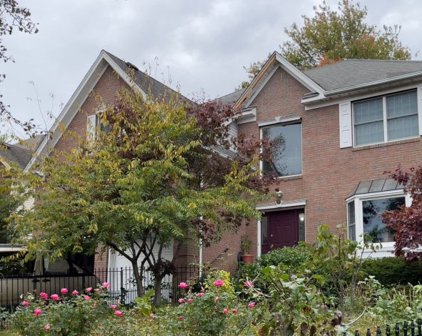 736 Clarence St, Westfield Town