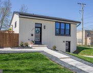 1101 44th Pl Se, Washington image