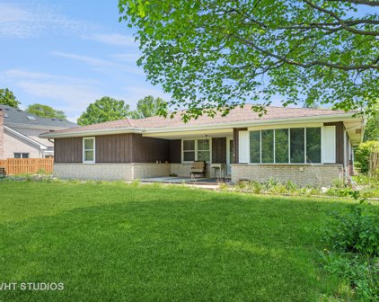 10S513 Madison Street, Burr Ridge