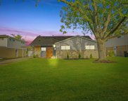 49 Stacy Court, Glenview image