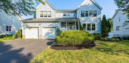 29 Yates Dr, Hillsborough Twp.