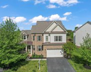 22940 Emerald Chase Pl, Brambleton image