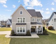 993 Spruce Ridge Ln, Spring Hill image