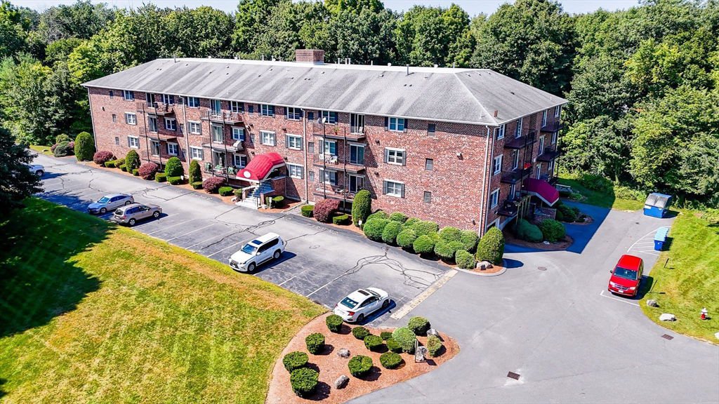 14 Dallas Dr Unit 206, Dracut, MA, 01826