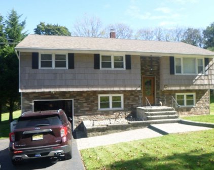 39 Quarry Ridge Rd, Clinton Town