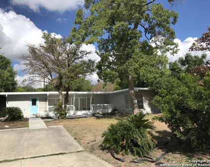 507 E Hathaway Dr, San Antonio