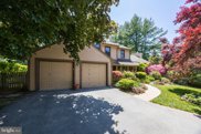 7 Fly Way Dr, Newtown Square image