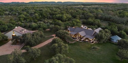 863 Lake On Flat Creek Dr W, Johnson City