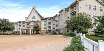 5650 Boone Avenue N Unit #401, New Hope