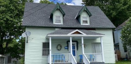 8 Ball Street, Hoosick Falls