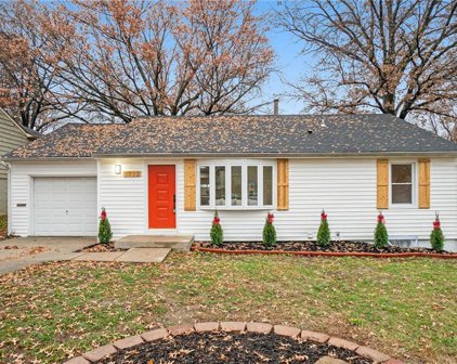 3722 W 74th Street, Prairie Village