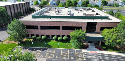 101 W 22Nd Street Unit #106, Lombard