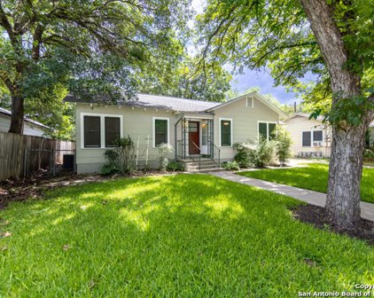465 S Guenther Ave, New Braunfels
