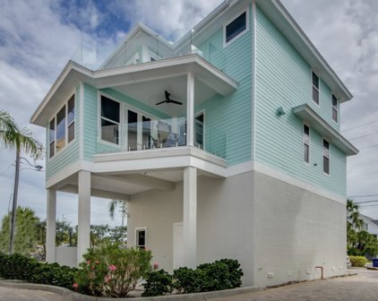 261 Key West  Court, Fort Myers Beach