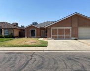 Vine Court, Lemoore image