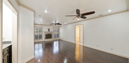 8415 Fredericksburg Rd Unit 705, San Antonio