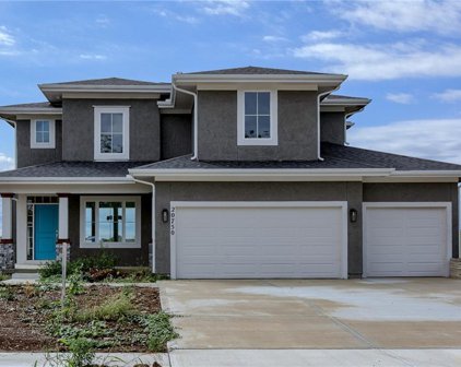 20750 Emerald Street, Spring Hill