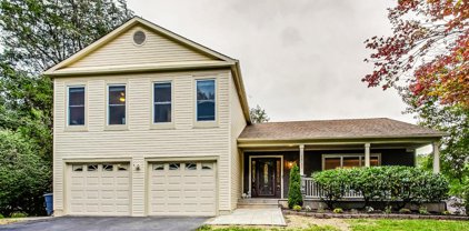 14752 Rolling Green Way, North Potomac
