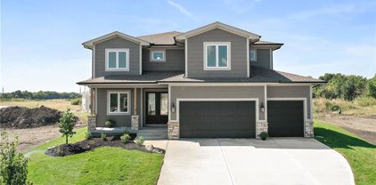 9261 Barth Road, Lenexa